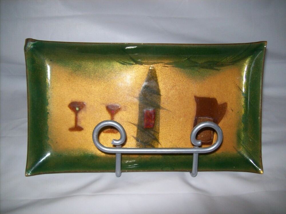 Vintage Enameled Metal Plate Tray Green Gold Drinks -071034
